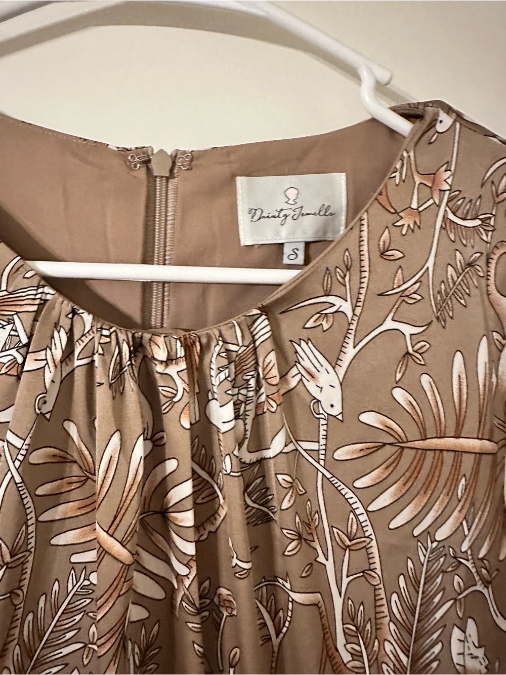 Dainty Jewells Taupe Maxi Dress with White Floral Pattern - Picture 4 of 4